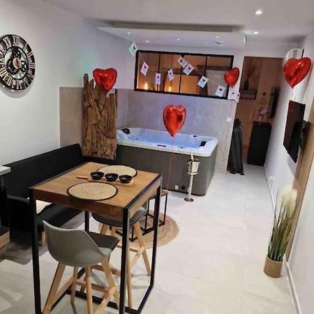 Appartement - Spa Монто Екстериор снимка