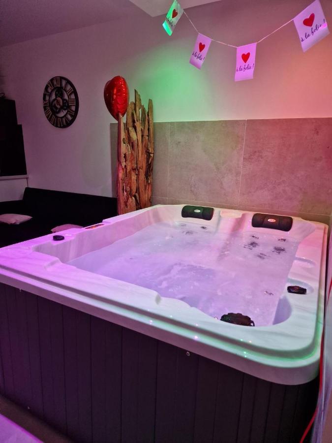 Appartement - Spa Монто Екстериор снимка