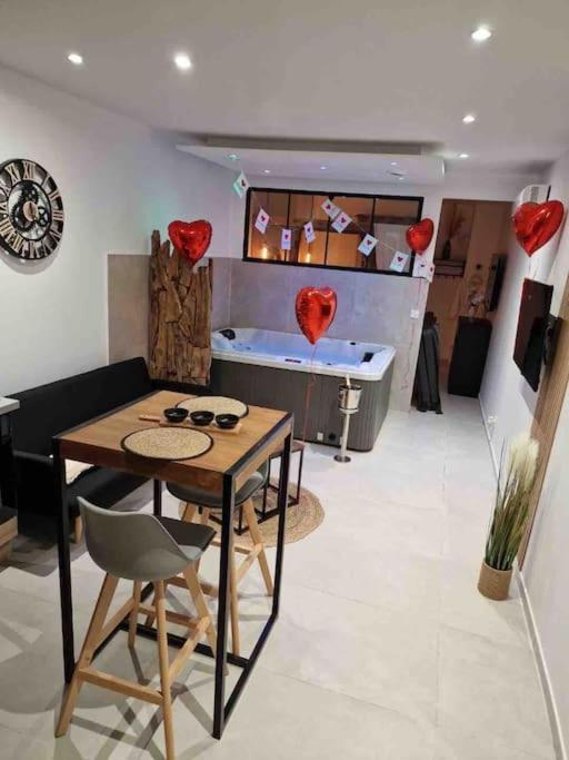 Appartement - Spa Монто Екстериор снимка